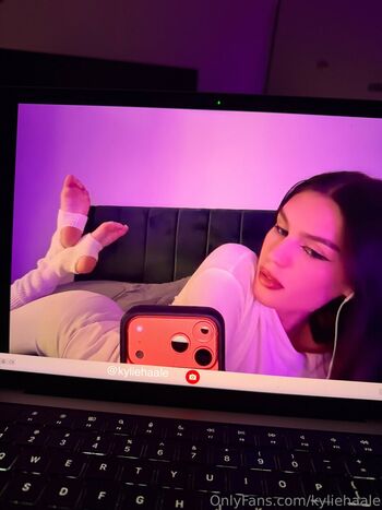 🔥 Kyliehaale  page leaked private photo uncensored full