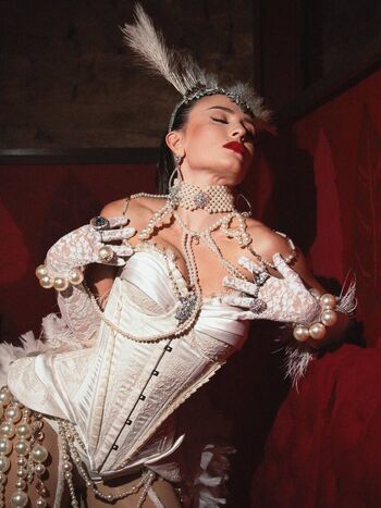 🔥 Larissa manoela page leaked private photo uncensored full