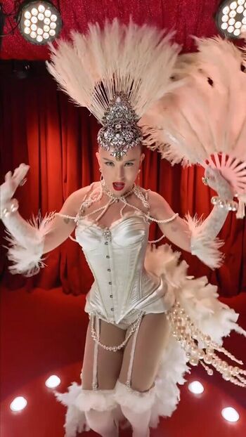 🔥 Larissa manoela page leaked private photo uncensored full