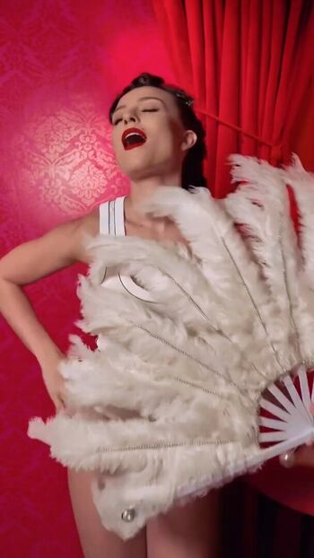 🔥 Larissa manoela page leaked private photo uncensored full