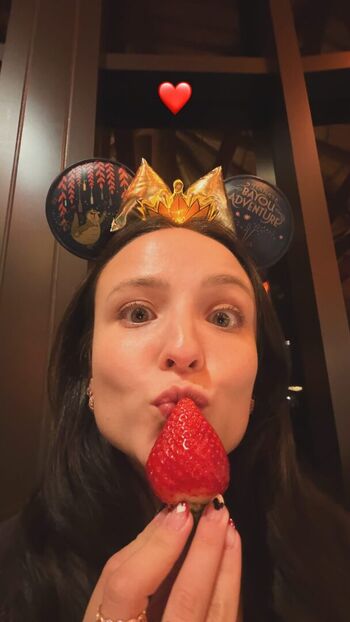 🔥 Larissa manoela page leaked private photo uncensored full