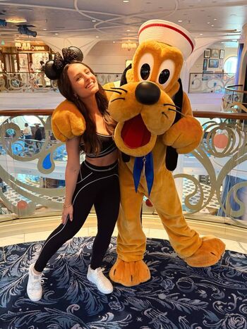 🔥 Larissa manoela page leaked private photo uncensored full