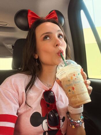 🔥 Larissa manoela page leaked private photo uncensored full