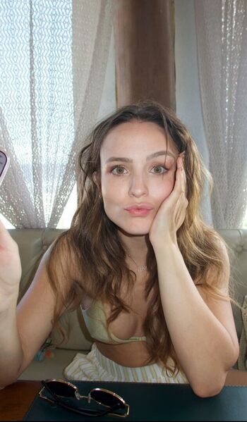 🔥 Larissa manoela page leaked private photo uncensored full