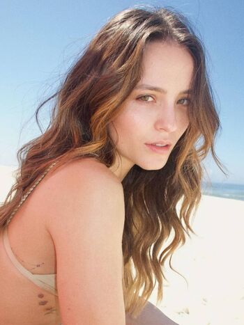 🔥 Larissa manoela page leaked private photo uncensored full