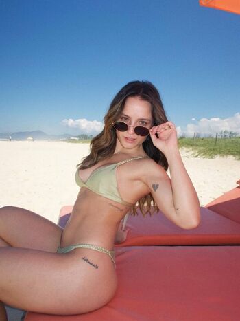 🔥 Larissa manoela page leaked private photo uncensored full