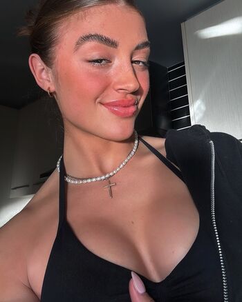 🔥 Lauren calandriello page leaked private photo uncensored full