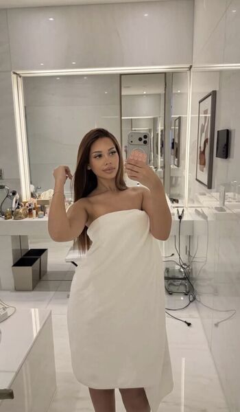 🔥 Laurgmzz leaked private photo uncensored full