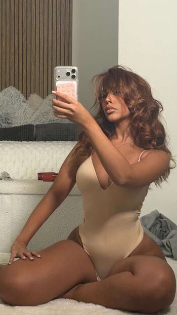 🔥 Laurgmzz leaked private photo uncensored full