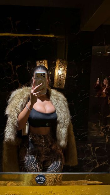 🔥 Laurgmzz leaked private photo uncensored full