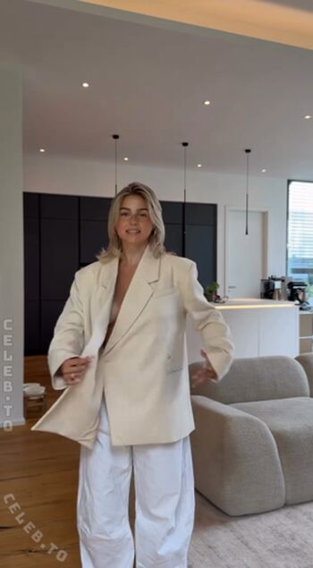 🔥 Lea breuer page leaked private photo uncensored full
