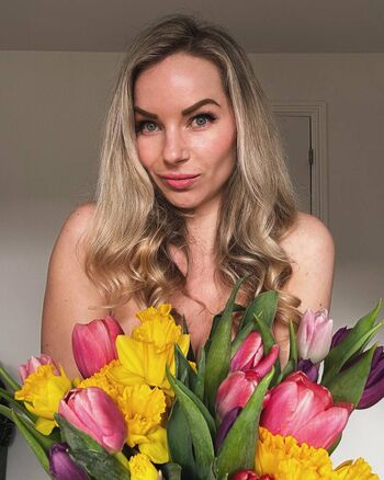 🔥 Leave the high heels on page leaked private photo uncensored full