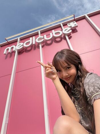 🔥 Lisa blackpink page leaked private photo uncensored full