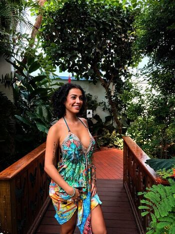🔥 Malu trevejo leaked private photo uncensored full