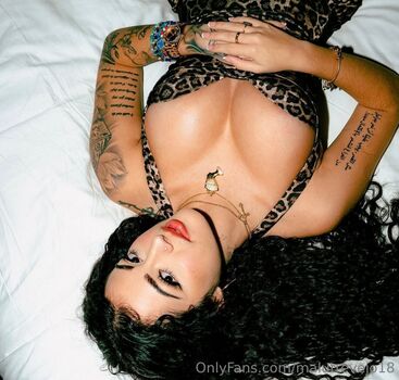 🔥 Malu trevejo  page leaked private photo uncensored full