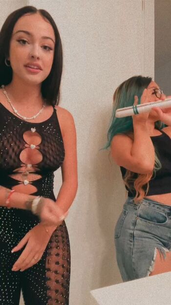 🔥 Malu trevejo  page leaked private photo uncensored full