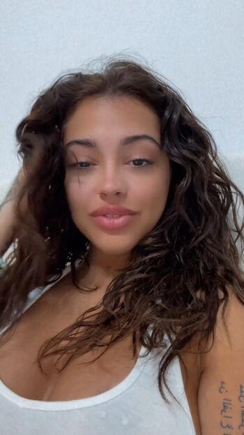 🔥 Malu trevejo  page leaked private photo uncensored full