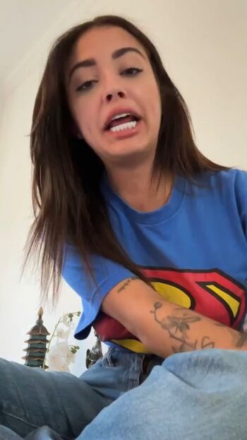 🔥 Malu trevejo  page leaked private photo uncensored full