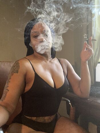 🔥 Mature women leaked private photo uncensored full