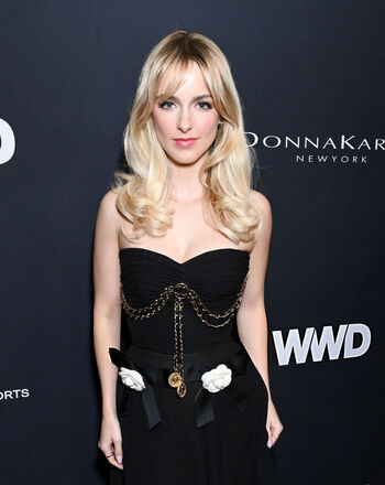 🔥 Mckenna grace  page leaked private photo uncensored full