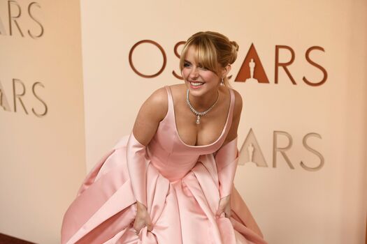 🔥 Mckenna grace  page leaked private photo uncensored full