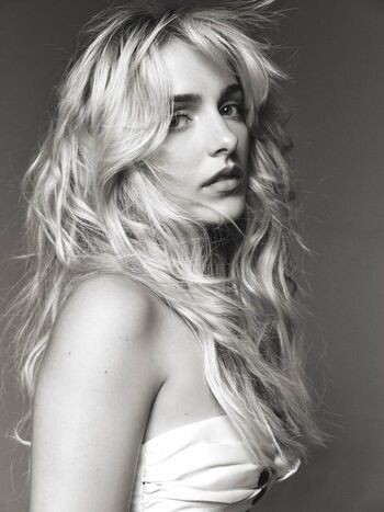 🔥 Mckenna grace  page leaked private photo uncensored full