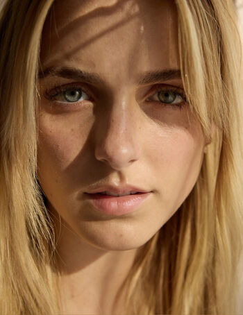 🔥 Mckenna grace  page leaked private photo uncensored full