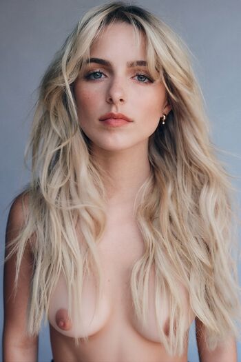 🔥 Mckenna grace  page leaked private photo uncensored full
