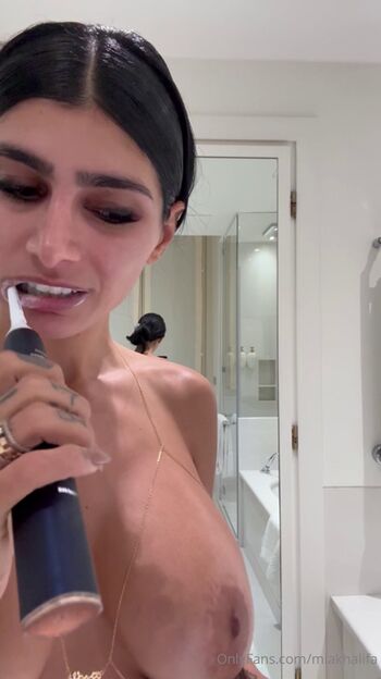 🔥 Mia khalifa leaked private photo uncensored full