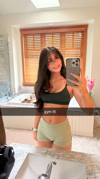 🔥 Mikayla campinos  page leaked private photo uncensored full