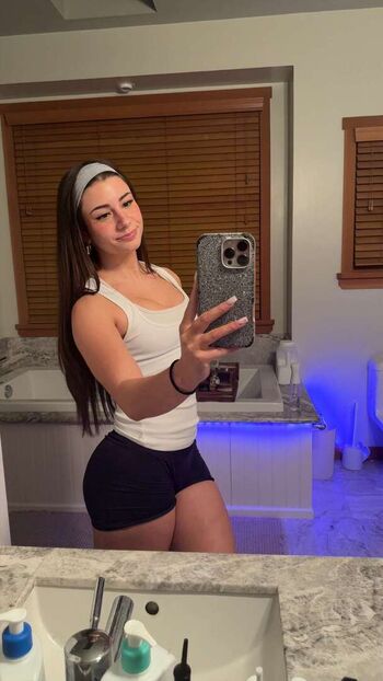 🔥 Mikayla campinos  page leaked private photo uncensored full