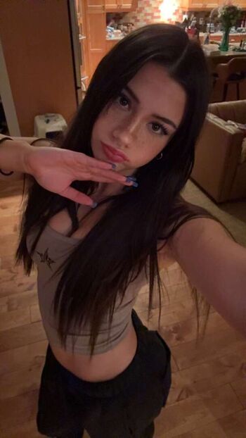 🔥 Mikayla campinos  page leaked private photo uncensored full