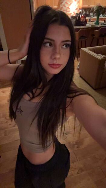 🔥 Mikayla campinos  page leaked private photo uncensored full