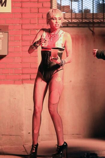 🔥 Miley cyrus page leaked private photo uncensored full