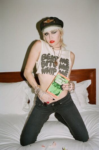 🔥 Miley cyrus page leaked private photo uncensored full