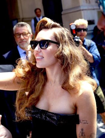 🔥 Miley cyrus page leaked private photo uncensored full