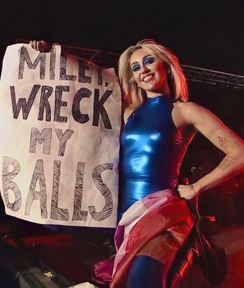🔥 Miley cyrus page leaked private photo uncensored full