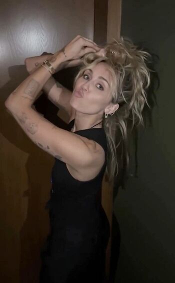 🔥 Miley cyrus page leaked private photo uncensored full