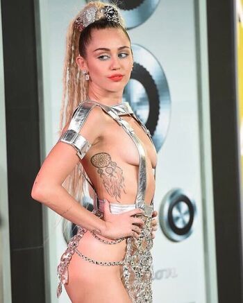🔥 Miley cyrus page leaked private photo uncensored full
