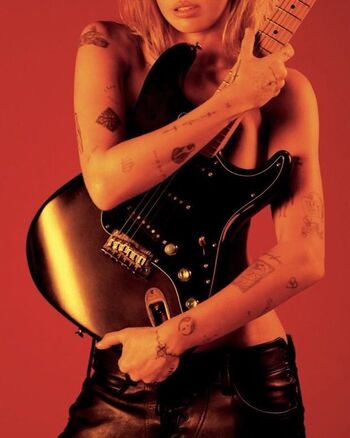 🔥 Miley cyrus page leaked private photo uncensored full