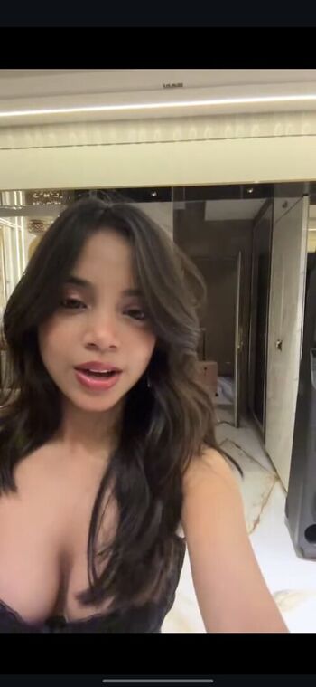 🔥 Muskan karia leaked private photo uncensored full