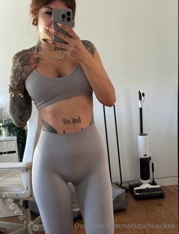 🔥 Nacktschneckee leaked private photo uncensored full