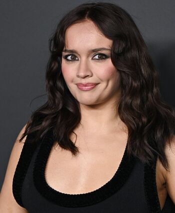 🔥 Olivia cooke page leaked private photo uncensored full