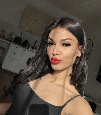 🔥 Petratimea  page leaked private photo uncensored full
