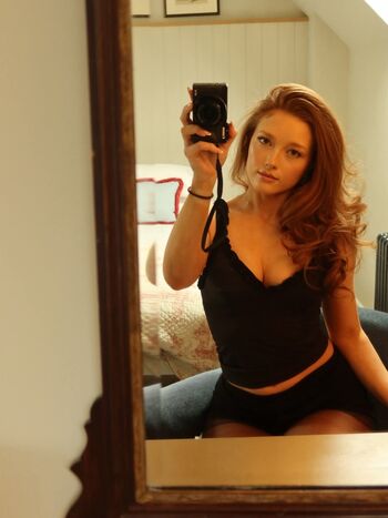 🔥 Pheobeisginger page leaked private photo uncensored full