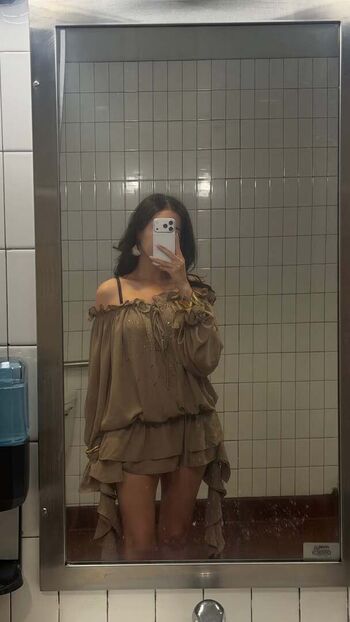 🔥 Pokimane  page leaked private photo uncensored full