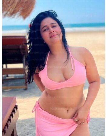 🔥 Poonam bajwa leaked private photo uncensored full
