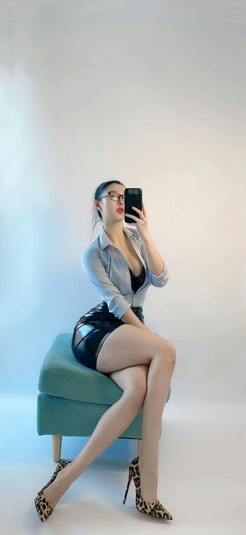 🔥 Qiaoniutt  page leaked private photo uncensored full