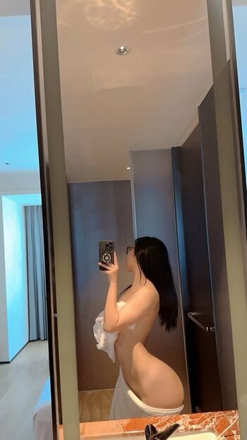 🔥 Qiaoniutt  page leaked private photo uncensored full