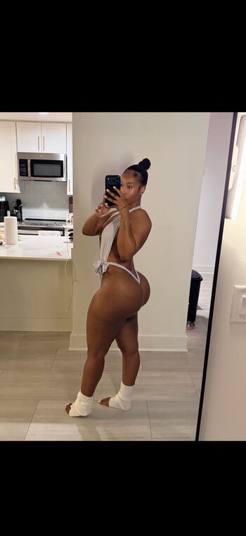 🔥 Realkeylamarie  page leaked private photo uncensored full
